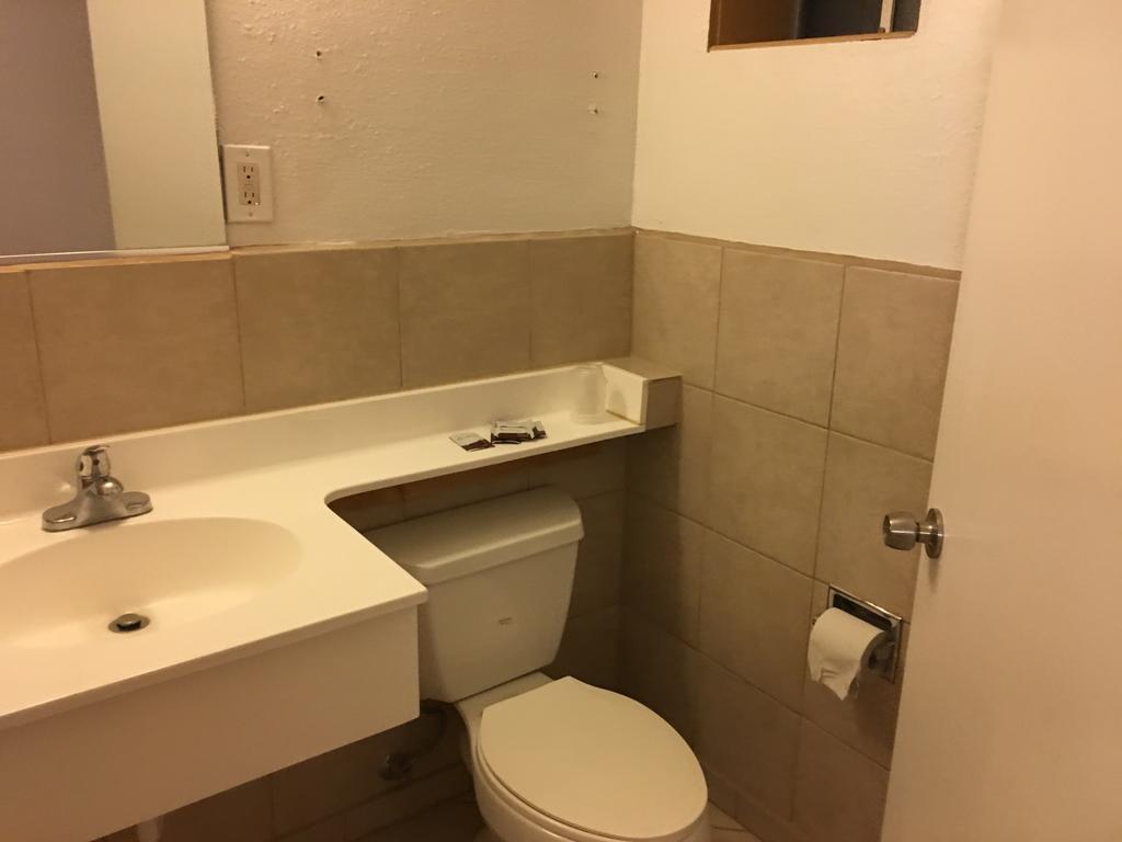 Tri-State Inn Kingman Bagian luar foto