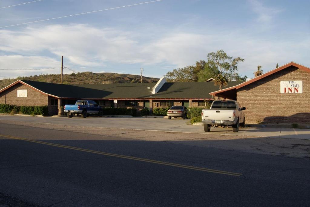 Tri-State Inn Kingman Bagian luar foto