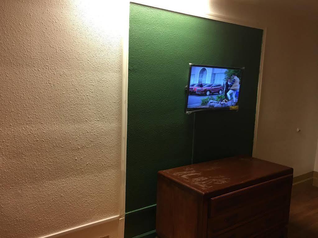 Tri-State Inn Kingman Bagian luar foto