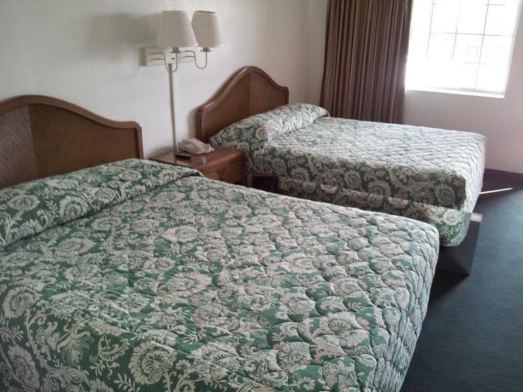 Tri-State Inn Kingman Bagian luar foto